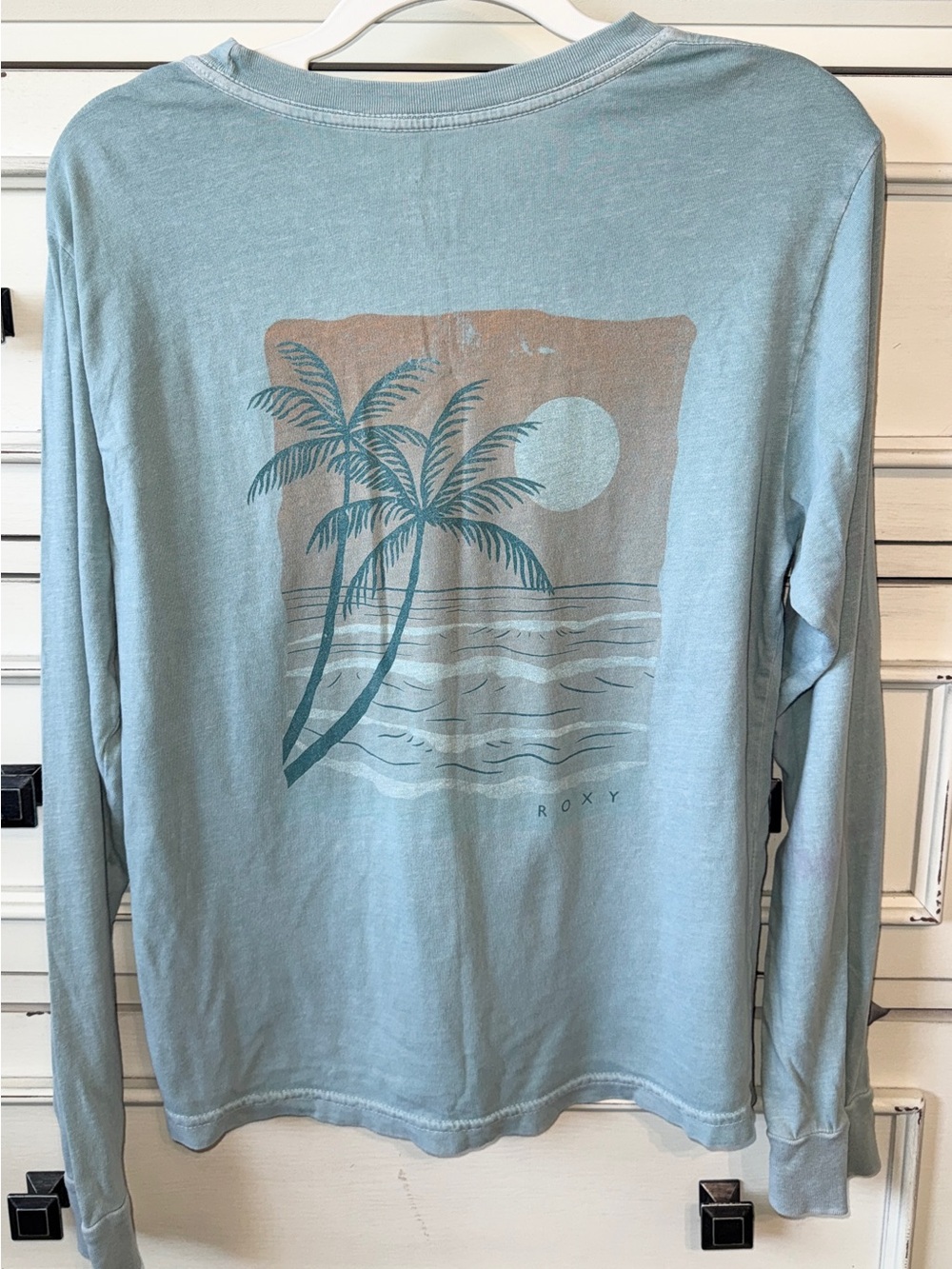 Roxy Women’s Long Sleeve, light weight Tee in Light Sage, Size M - Picture 5 of 7